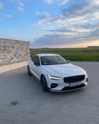 Volvo S60 cena 149999 przebieg: 106000, rok produkcji 2019 z Warszawa małe 106